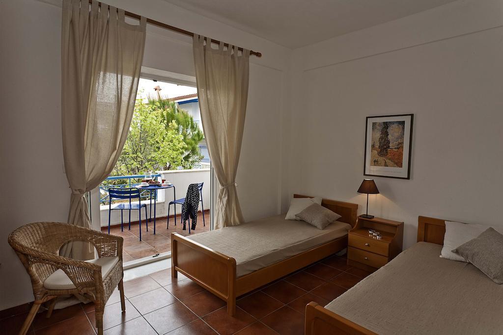 Gerakina Skala Holiday Houses Gerakini Room photo